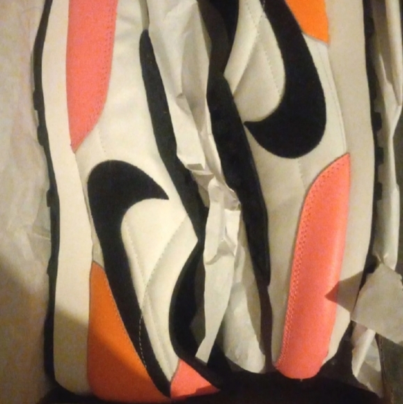 Nike Daybreak BRAND NEW NEVER WORN IN ORIGINAL BOX SIZE 8.5 - Picture 3 of 4